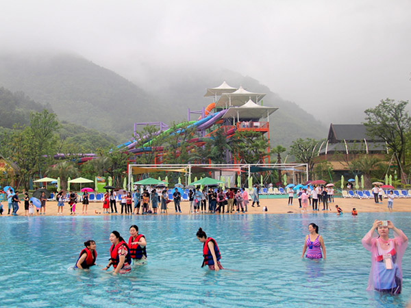 water slides and swimming pools How Does a Life Jacket Work?